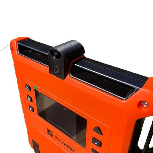 Il mirino XTREME BALLISTICS per LabRadar è facile da installare in 2 minuti, garantendo precisione nel puntamento e risultati ottimali senza accessori ingombranti.